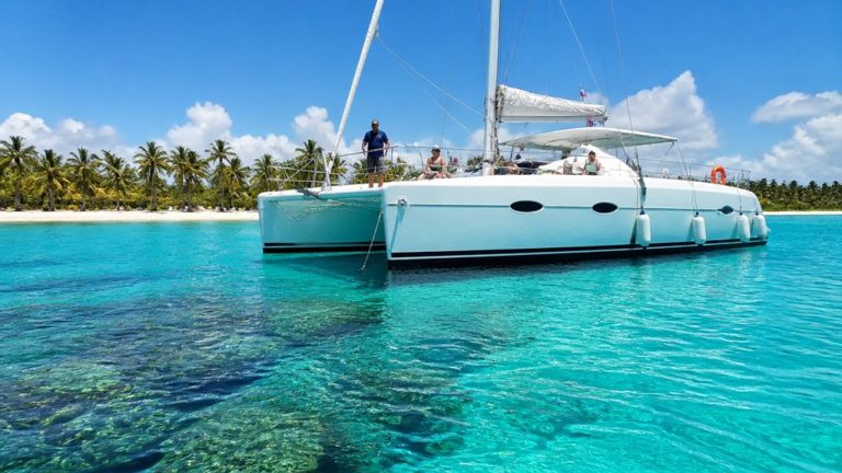 catamaran cruise guide