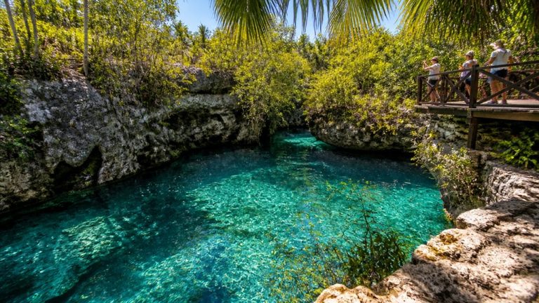 hoyo azul punta cana tours